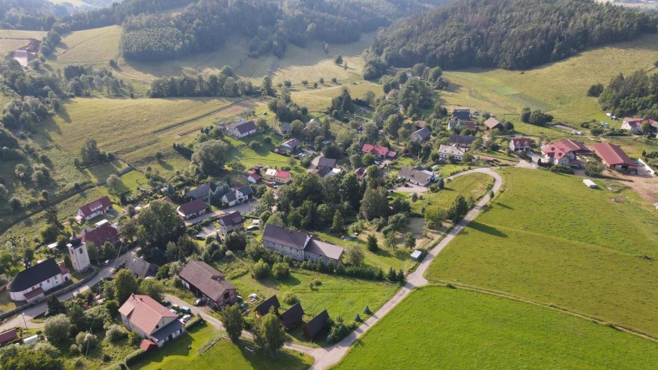 Pokoje Goscinne Art- Dworek Kudowa-Zdrój Buitenkant foto